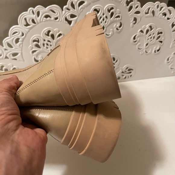 CAPE ROBBIN booties
square round toe
snow booties
platform
lug - Picture 14 of 14